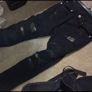 2 pairs of jeans